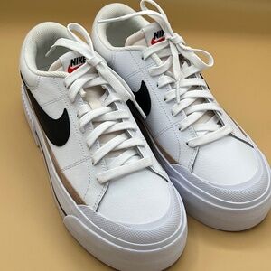 Nike White Leather Sneakers Men’s Size 8.5 Casual Athletic Shoes DM7590-100